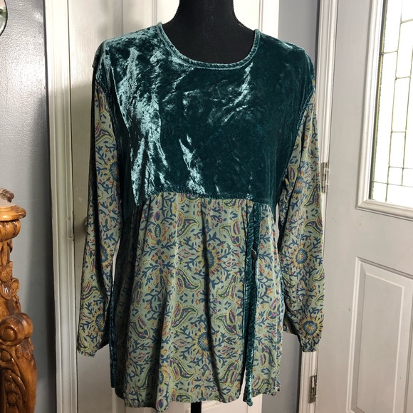 URA Tops - Floral Silk and Velvet Top